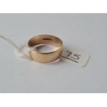 A band ring in 9ct - hallmarked - size U - 4gms