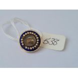 Small circular antique gold and enamel pearl set brooch 4g inc