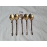 A five apostle tea spoons London 1887 by GA 89 gms