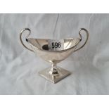A Georgian style two handle bowl on pedestal base 4 1/2 wide stamped sterling 111gms