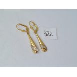 Pair of 2 colour gold 14ct drop earrings 1.6g