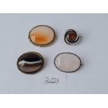 Two Victorian agate set brooches & 2 silver stone set brooches