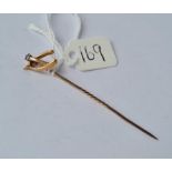 A wishbone & sapphire set stick pin in 9ct