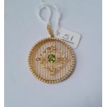 A EDWARDIAN HALF PEARL & PERIDOT SET CIRCULAR PENDANT IN 15CT GOLD - 38mm dia