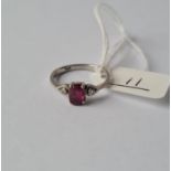A small ruby & diamond ring in platinum -size I - 2.6gms