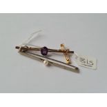 A yellow metal pearl bar brooch & yellow metal amethyst bar brooch - 5gms