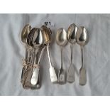 A set of 12 Victorian fiddle pattern teaspoons, London 1856 by EE 325 gms