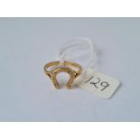 Horseshoe ring in 9ct size O 3.1g