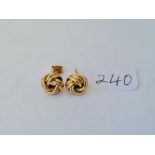 Pair of 9ct knot earrings 1.3g