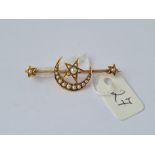 Antique pearl set star and crescent brooch in 15ct gold 3.3g