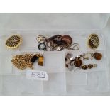 Cats eye earrings, pendants and assorted costume jewellery