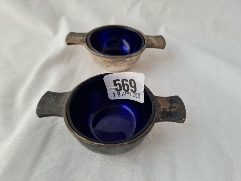 a pair of Quaiche shaped salts with BGL B'ham 1918 by GU 4 1/2 inches over handles 71 gms