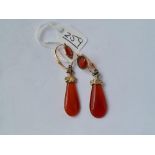 A pair of Georgian cornelian & gold earrings (a/f)