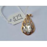 A white stone pendant in 9ct - 2.7gms