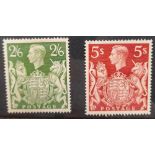 GB 1939-48 2/6 gr. +5/- red lt.h.m. SGs 476b/477.