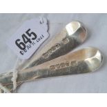 A pair of plain George III table spoons London 1787 by Smith & Fearn 136 gms