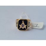 A good masonic signet ring -size T - 11.2gms