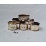 A group of 6 various napkin rings 90 gms