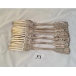A set of 7 matching table forks London 1911 725 gms
