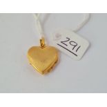 A heart locket in 9ct - 2.2gms