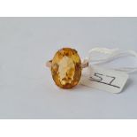 A vintage citrine ring in 9ct - size N.5 - 4.9gms