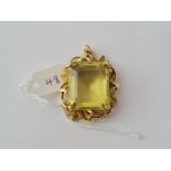 A VINTAGE LARGE CITRINE PENDANT (CITRINE 24 X21mm) IN 14CT GOLD