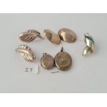 A bag of 3 pairs of silver earrings & 2 lockets - 37gms