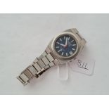 A gents ROAMER MICRO QUARTZ wrist watch with seconds sweep & date apperture