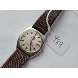 A gents ROAMER SEAROCK automatic wrist watch with seconds sweep & calendar dial - w/o