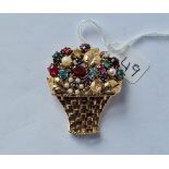 A LARGE VINTAGE GOLD BASKET OF FLOWER BROOCH SET RUBY, GARNET ZIRCON, CITRINE, AMETHYST ETC - 16gms