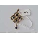 ANTIQUE EDWARDIAN LOZENGE DESIGN PENDANT SET WITH HALF PEARLS WITH 5 ARTICULATED DROP SAPPHIRES 15CT