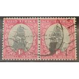 SOUTH AFRICA SG56dw (1935) coil perf horizontal pair. Fine used. Cat £70