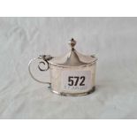 A oval Georgian style mustard pot with BGL B'ham 1903 55 gms net