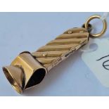 A gold cigar cutter by S Morden and Co 9ct - 11.8 gms inc