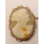 A Victorian 9ct mounted shell cameo brooch