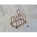 A five bar tost rack with ring Handle, B'ham 1910, w.72g