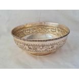 A foreign silver bowl with embossed band, stamped silver, 5” dia, w.108g