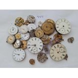 A quantality of assorted watch movements