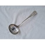 A sauce ladle plain OEP Sheffield 1814 by JD&S - 80 gms