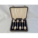 A boxed set of 6 stylish tea spoons, B'ham 1940 by S.L