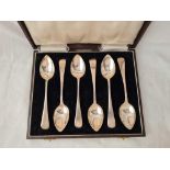 A set of six O.E.P grapefruit spoons in fitted box - Birmingham 1949 - 190 g
