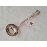 A heavy William IV kings pattern sauce ladle - London 1835 by W.E. - 85 g.