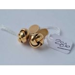 A pair of danish knot cufflinks 14ct gold - 7.5 gms