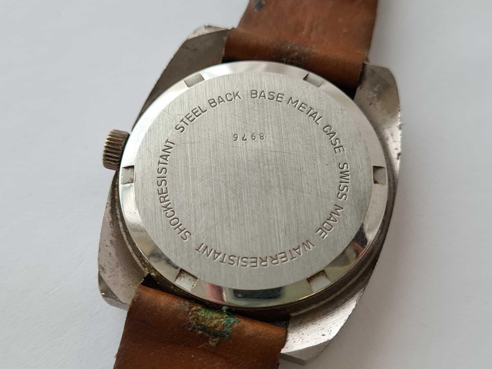 A gents wrist watch by Ingersoll with blue face and seconds sweep plus date aperture - Image 3 of 3