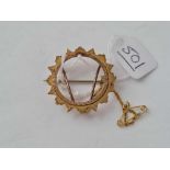 A coin mount brooch with easel back 9ct - 2.7 gms
