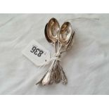 Set of 5 coffee spoons.