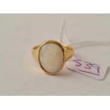 A OPAL GENTS SIGNET RING 18CT GOLD SIZE S -6.4 GMS