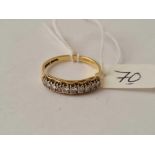 A 10 STONE DIAMOND HALF ETERNITY ring in 18ct gold mount size Q 3g inc