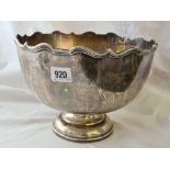 Rose bowl with moulded rim and spreading base. 10 inch diameter. London 1910. 1000gms