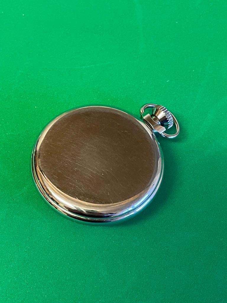 Vintage pocket watch Wyatt Earp dial Working - Image 4 of 5